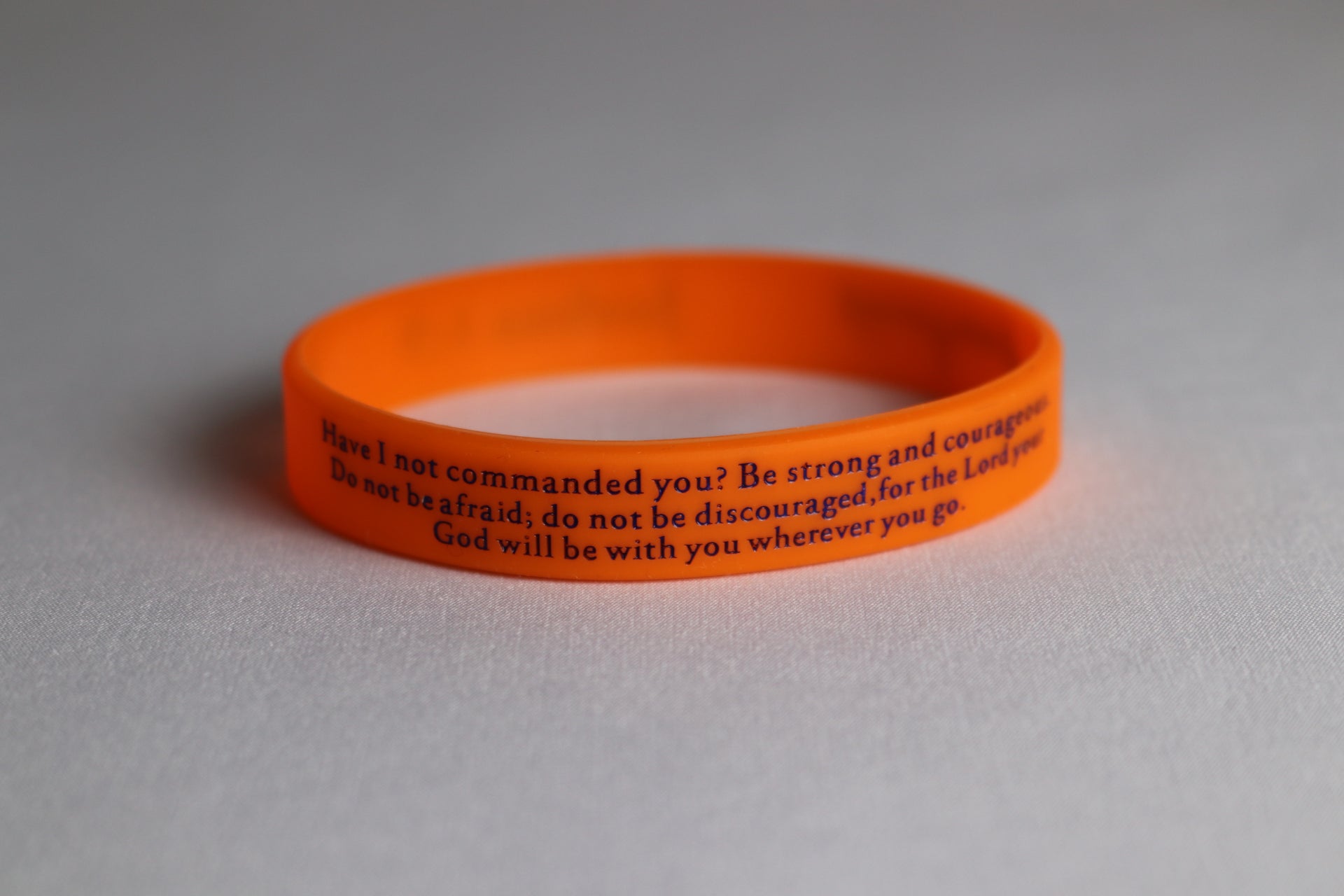 Joshua 1:9 Be Strong & Courageous Rubber Bracelet